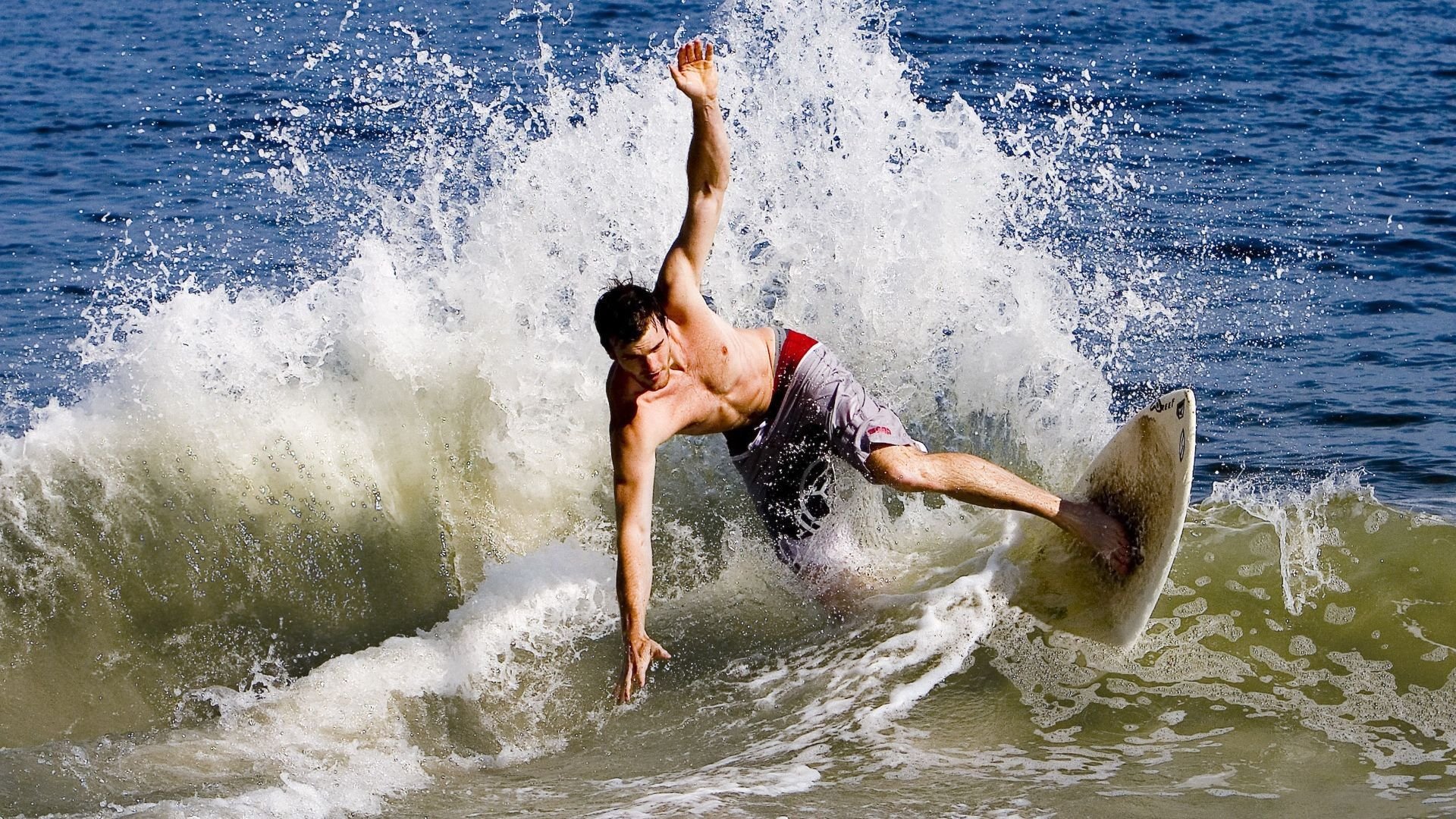 “法甲高水平对抗：场面激烈，惊喜不断”，法甲实力分析